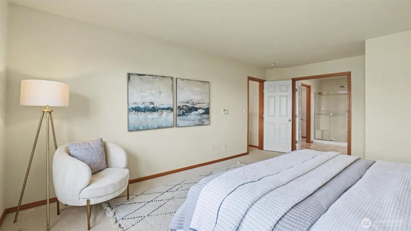 Property photo for 324 Quincy Avenue Ne, Renton photo 11
