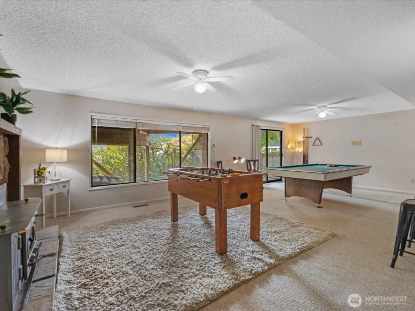 Property photo for 10830 Lake View Drive, Lake Stevens photo 24