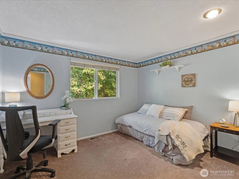Property photo for 10830 Lake View Drive, Lake Stevens photo 18