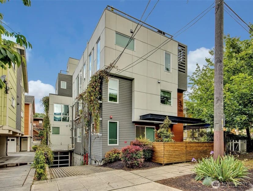 Property photo for 1623 14th Avenue #e, Seattle