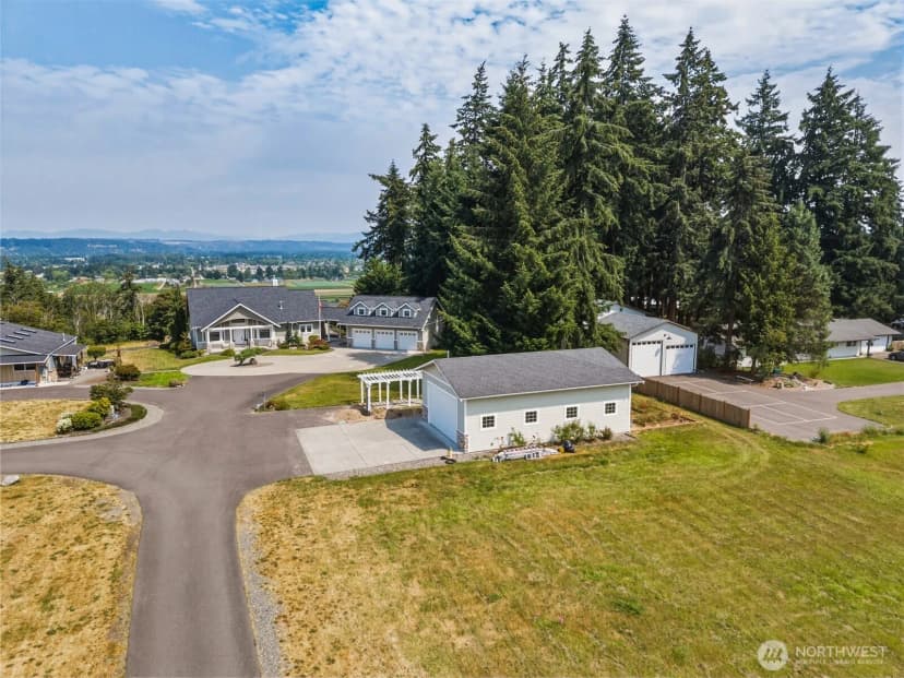 Property photo for 5601 48th Avenue E, Tacoma photo 31