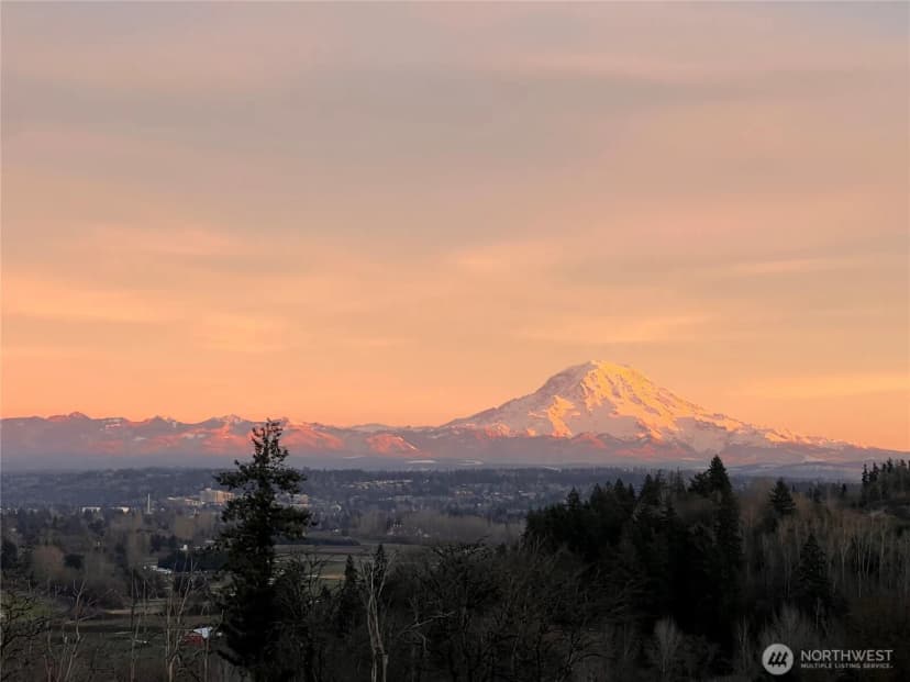 Property photo for 5601 48th Avenue E, Tacoma photo 24