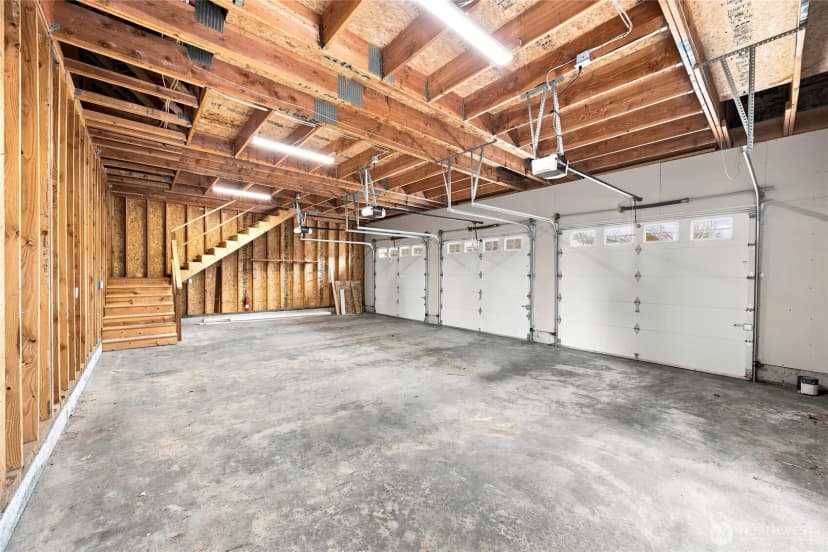 Property photo for 5601 48th Avenue E, Tacoma photo 32