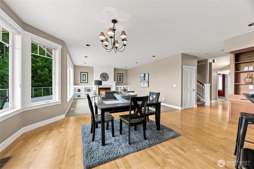 Property photo for 5601 48th Avenue E, Tacoma photo 11
