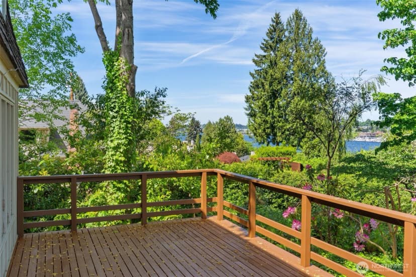 Property photo for 4442 95th Avenue Ne, Bellevue photo 19