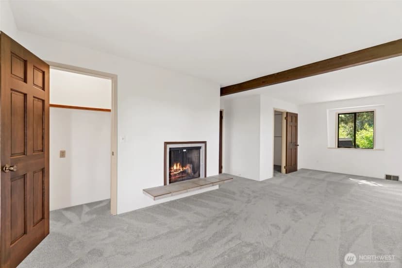 Property photo for 4442 95th Avenue Ne, Bellevue photo 23