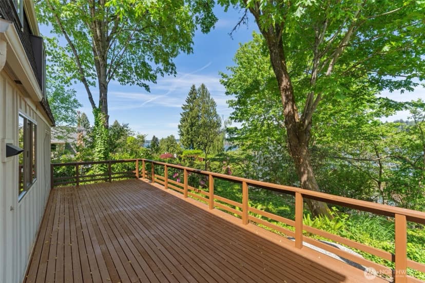 Property photo for 4442 95th Avenue Ne, Bellevue photo 33
