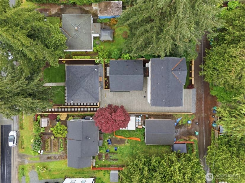 Property photo for 9725 Evanston Avenue N #b, Seattle photo 31