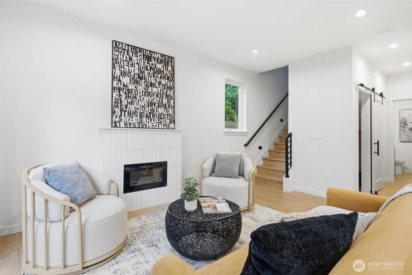 Property photo for 9725 Evanston Avenue N #b, Seattle photo 9