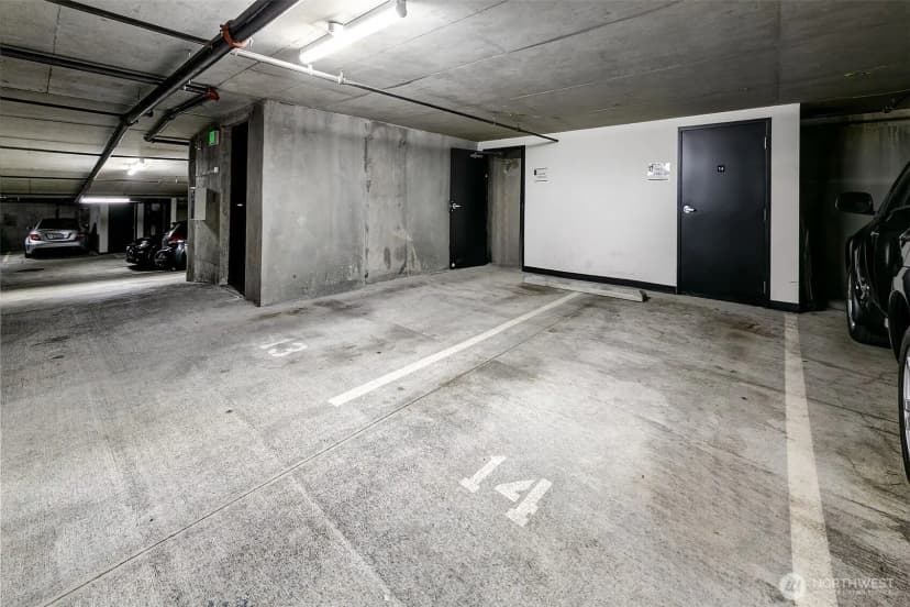 Property photo for 2716 Elliott Avenue #605, Seattle photo 17