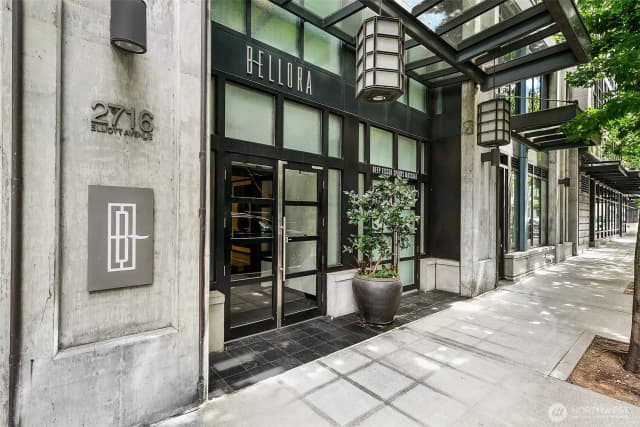 Property photo for 2716 Elliott Avenue #605, Seattle photo 2