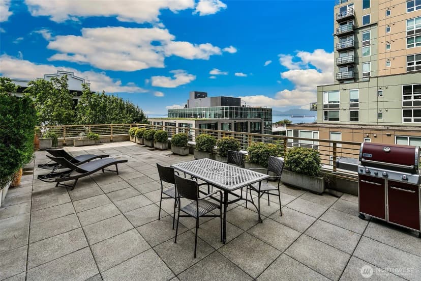 Property photo for 2716 Elliott Avenue #605, Seattle photo 22