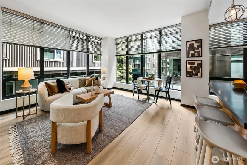 Property photo for 2716 Elliott Avenue #605, Seattle photo 11