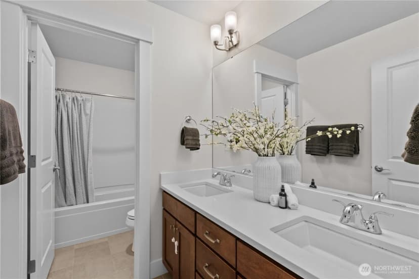 Property photo for 18704 45th Drive Se, Bothell photo 23