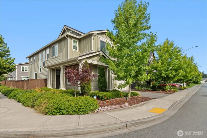 Property photo for 18704 45th Drive Se, Bothell photo 2