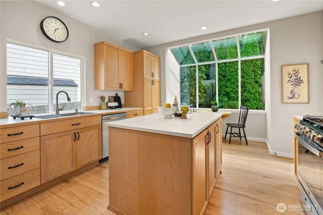 Property photo for 4018 249th Avenue Se, Sammamish photo 2