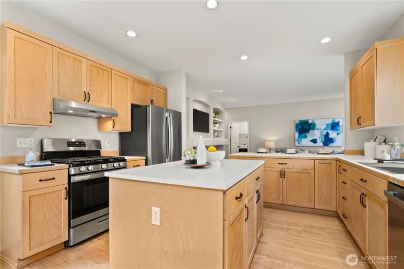 Property photo for 4018 249th Avenue Se, Sammamish photo 14