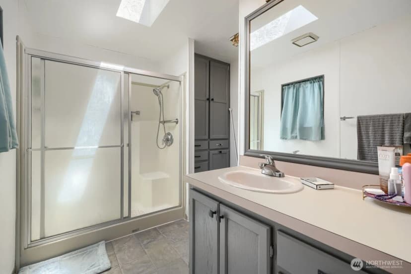 Property photo for 3611 Ne I St #207, Auburn photo 10