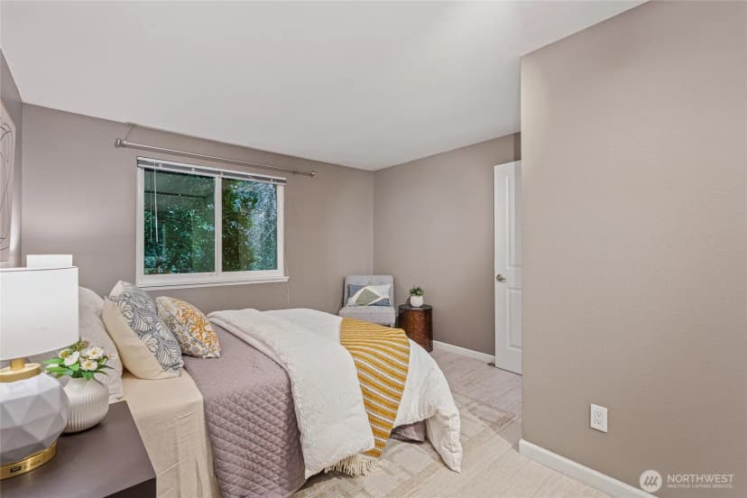 Property photo for 10053 Ne 138th Place #f5, Kirkland photo 27