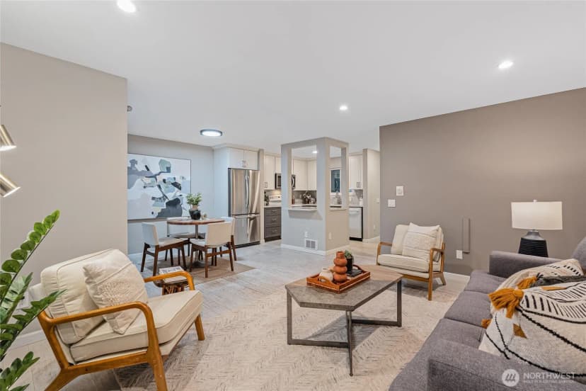 Property photo for 10053 Ne 138th Place #f5, Kirkland photo 14