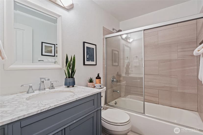 Property photo for 10053 Ne 138th Place #f5, Kirkland photo 25