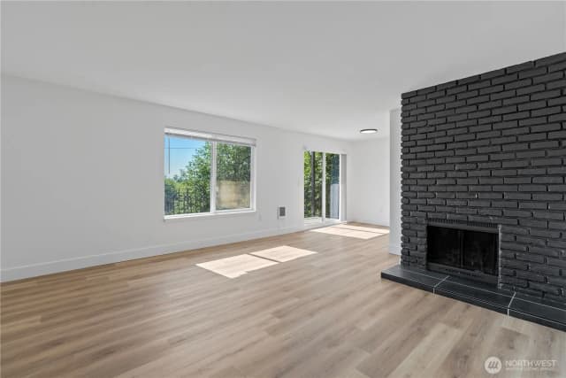 Property photo for 1027 S 230th Street #301, Des Moines photo 3