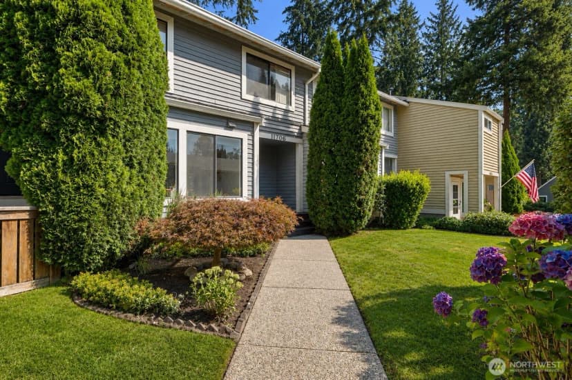Property photo for 11706 Ne 105th Court, Kirkland photo 38