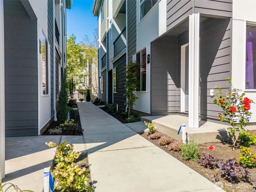 Property photo for 222 124th Street Sw #u2, Everett photo 23