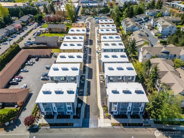 Property photo for 222 124th Street Sw #u2, Everett photo 2