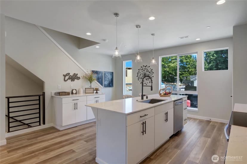 Property photo for 222 124th Street Sw #u2, Everett photo 12