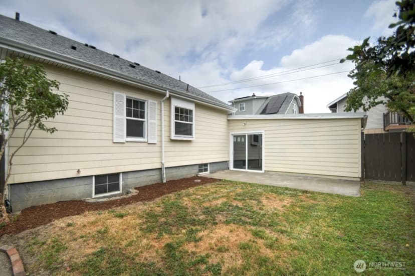 Property photo for 921 5th Avenue Se, Olympia photo 28