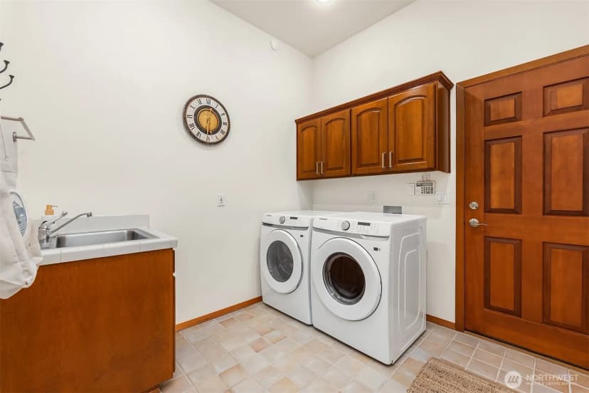 Property photo for 8387 Ne Sumanee Place, Bainbridge Island photo 30