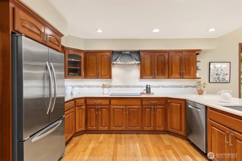 Property photo for 8387 Ne Sumanee Place, Bainbridge Island photo 11