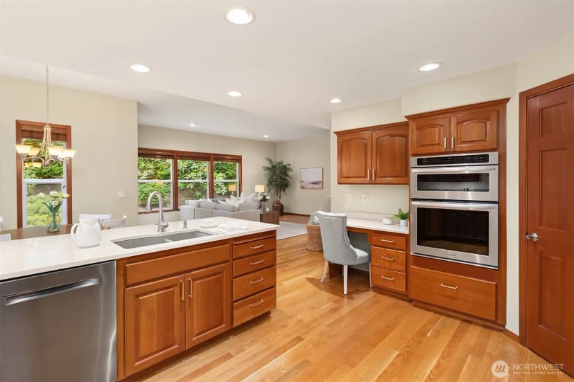Property photo for 8387 Ne Sumanee Place, Bainbridge Island photo 13