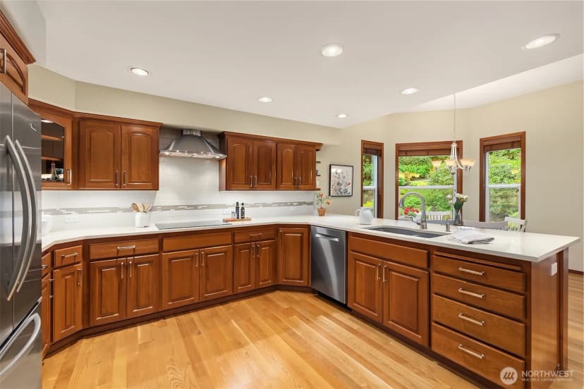 Property photo for 8387 Ne Sumanee Place, Bainbridge Island photo 12