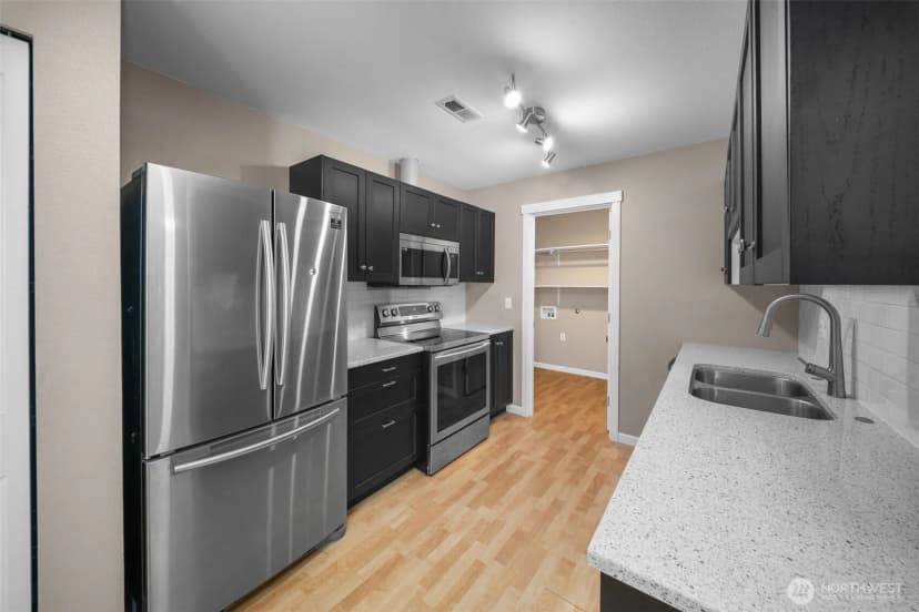 Property photo for 6721 Jericho Lane Sw, Olympia photo 8