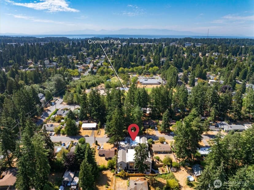 Property photo for 18032 - B Sunnyside Avenue N, Shoreline photo 21