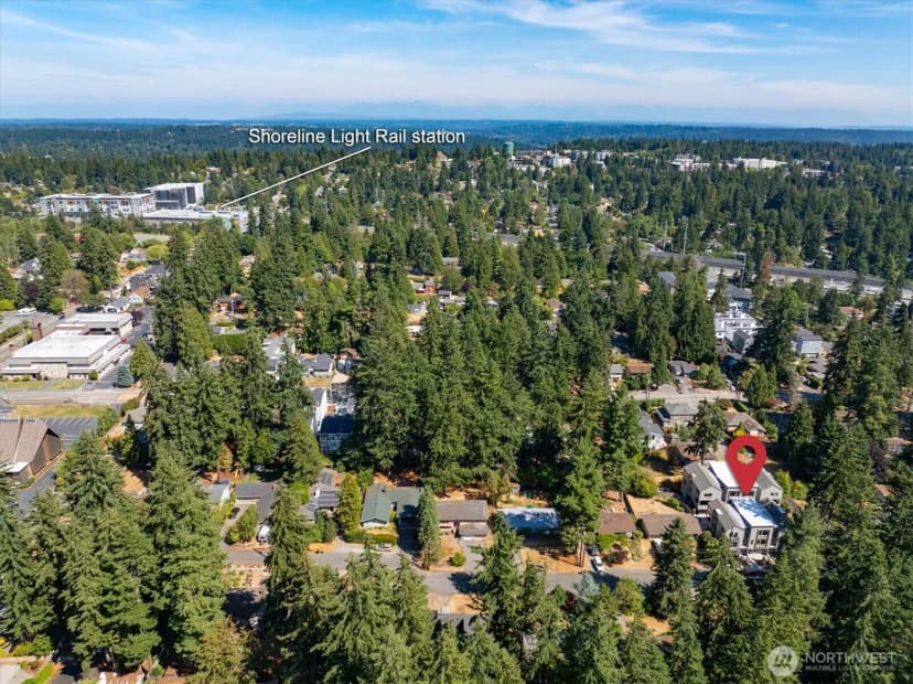 Property photo for 18032 - B Sunnyside Avenue N, Shoreline photo 18