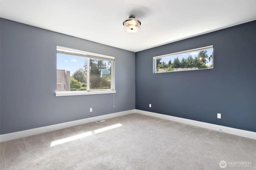 Property photo for 4913 Ne 1st Street, Renton photo 22