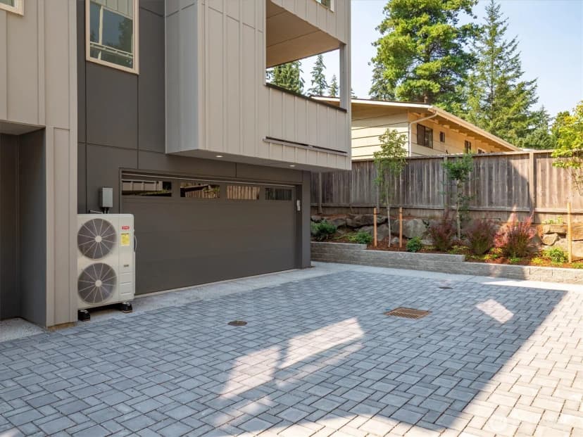 Property photo for 18032 - C Sunnyside Avenue N, Shoreline photo 17