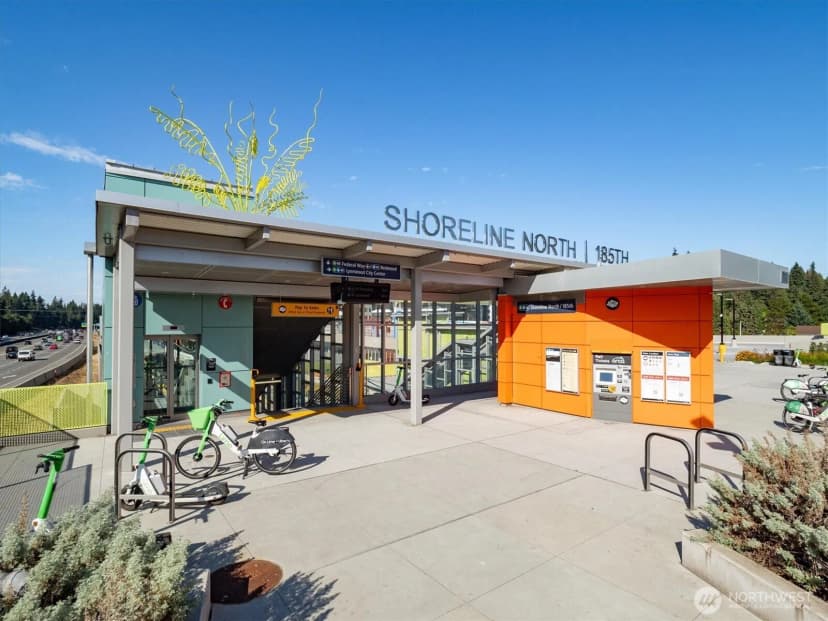 Property photo for 18032 - C Sunnyside Avenue N, Shoreline photo 20