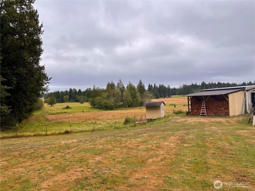 Property photo for 38519 Eatonville Cut Off Road E, Eatonville photo 16