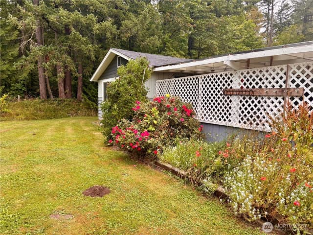 Property photo for 38519 Eatonville Cut Off Road E, Eatonville photo 4
