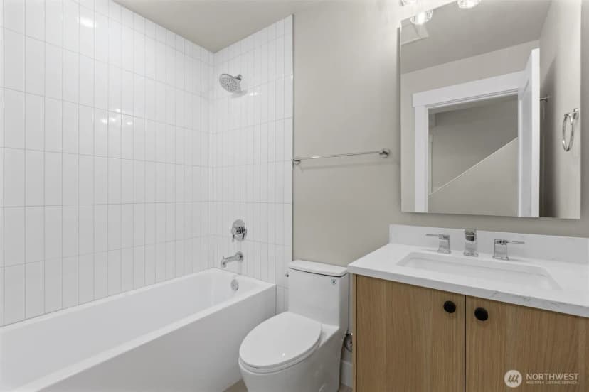 Property photo for 1407 29th Avenue #b, Seattle photo 24