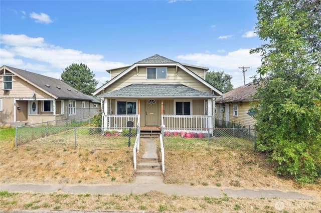 Property photo for 293 17th Avenue, Longview