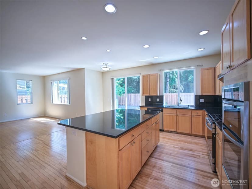 Property photo for 1610 73rd Street Se, Auburn photo 12