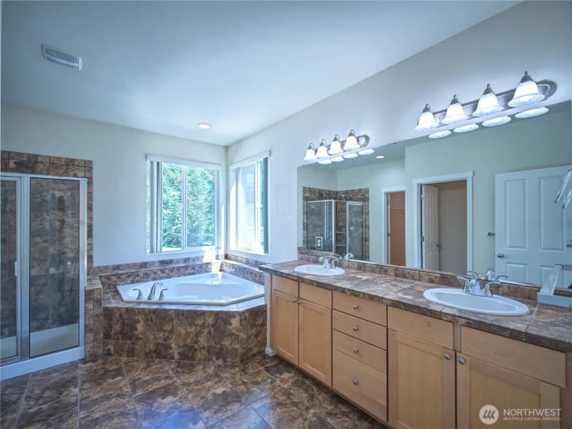 Property photo for 1610 73rd Street Se, Auburn photo 35