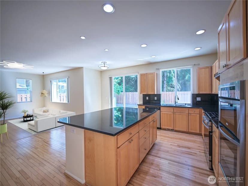 Property photo for 1610 73rd Street Se, Auburn photo 11