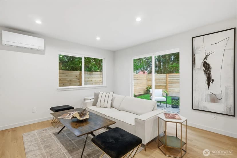 Property photo for 9725 Evanston Avenue N, Seattle photo 33