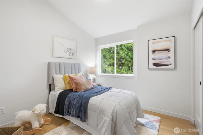 Property photo for 9725 Evanston Avenue N, Seattle photo 19
